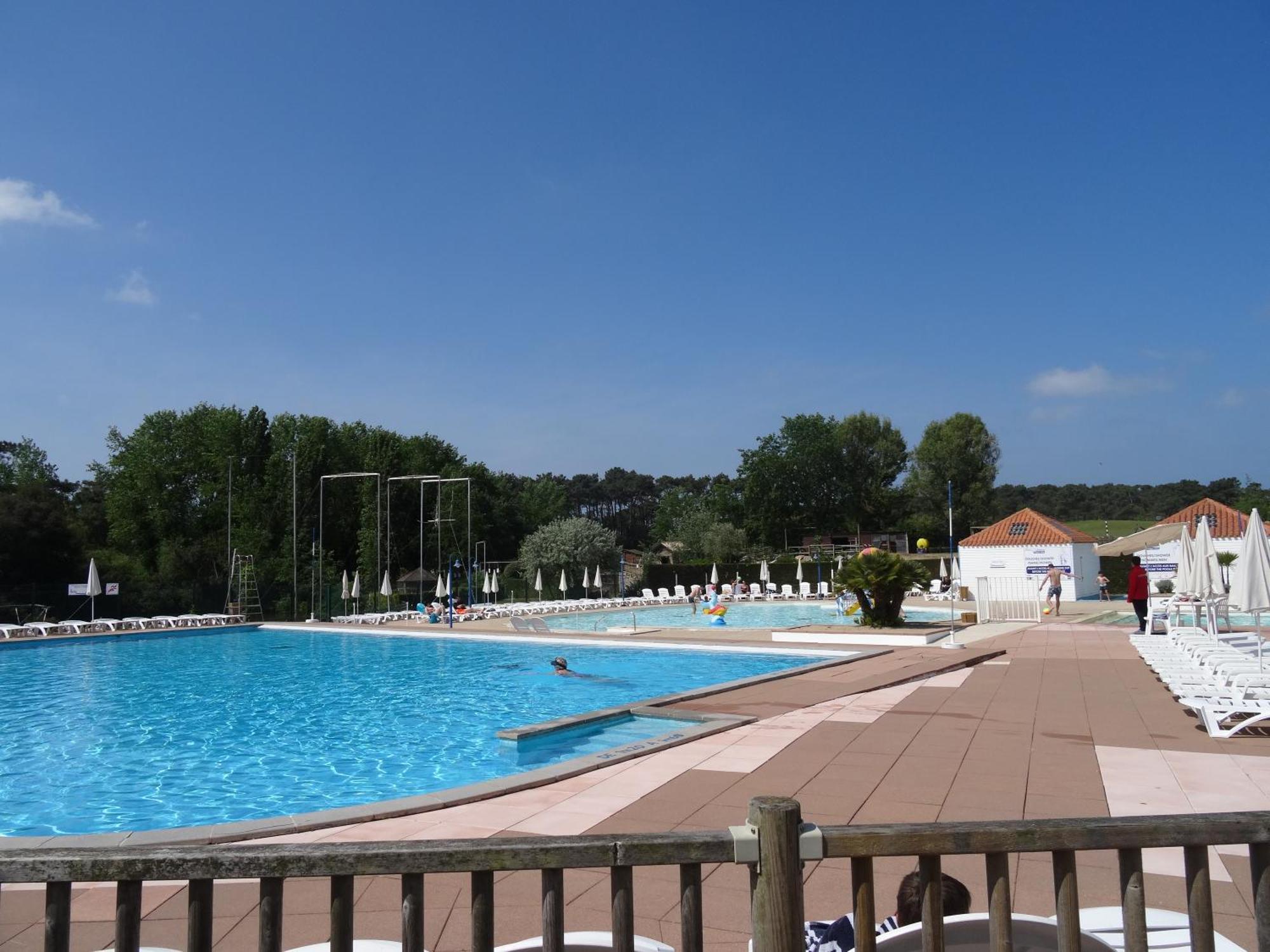 Studio Avec Vue Sur Lac Talmont-Saint-Hilaire Exterior photo